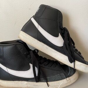 Nike Black Sneakers with White Swoosh mens 8.5